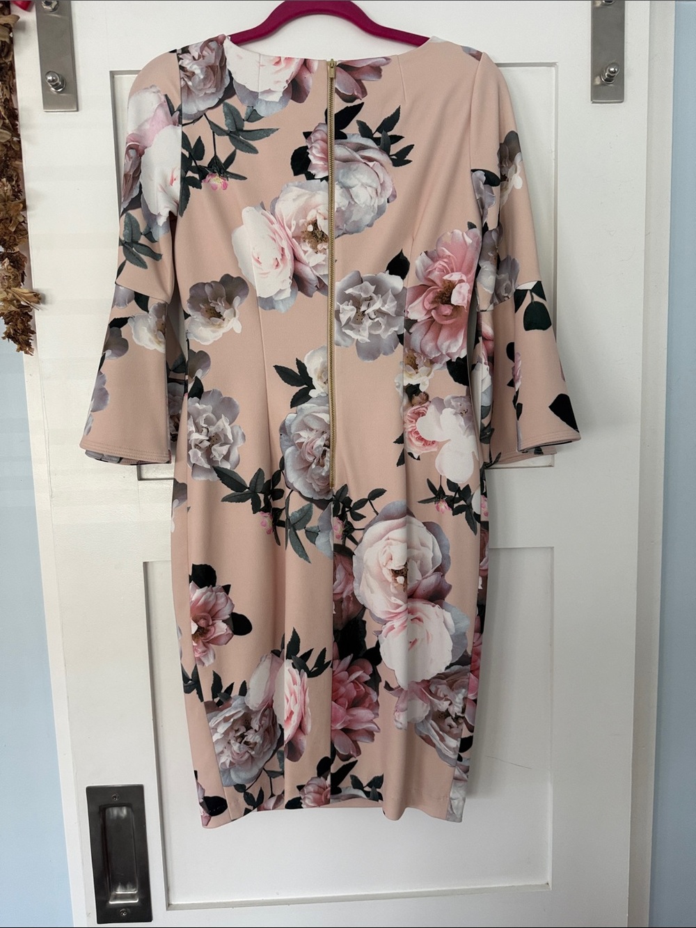 Calvin Klein Blush Floral Bell-Sleeve Midi Dress - Picture 5 of 9
